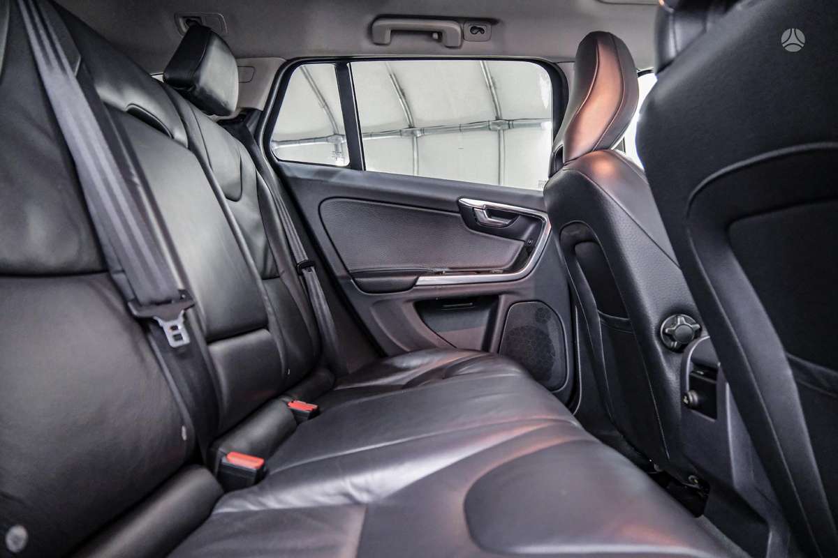 Volvo V60, 2.4 l., Универсал