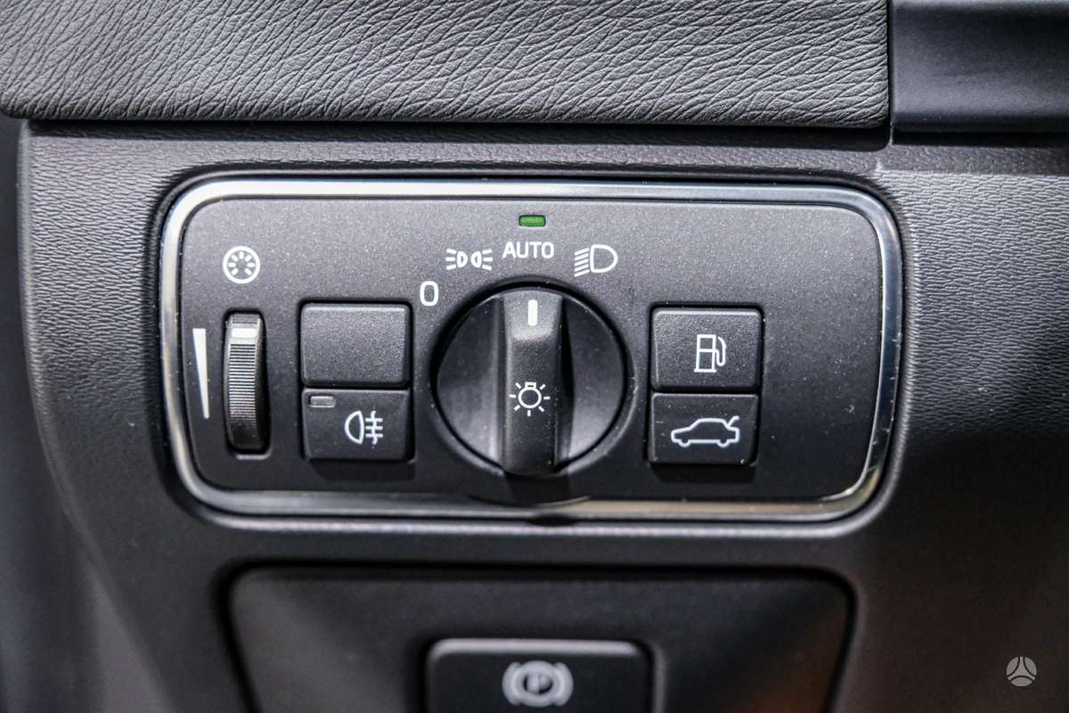 Volvo V60, 2.4 l., Универсал
