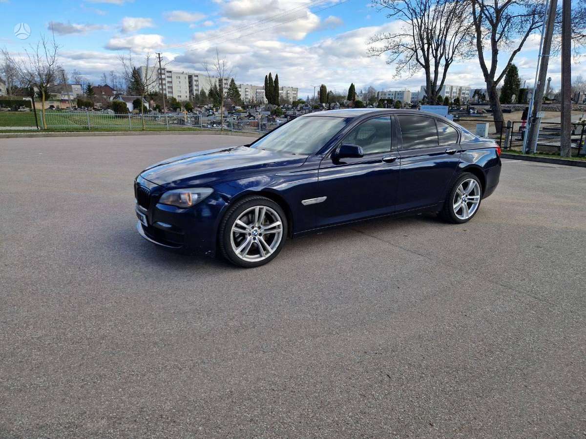 BMW 730 for parts. Dalimis