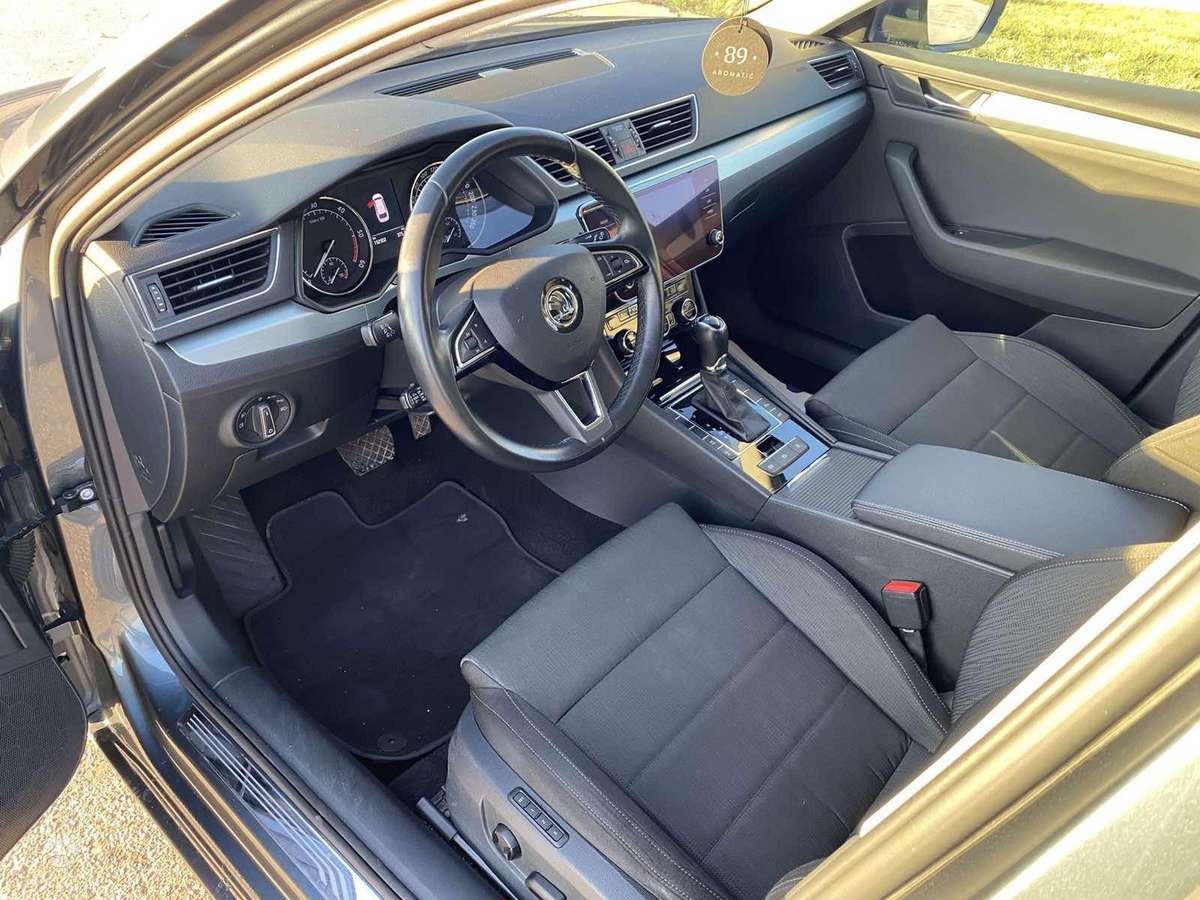 Skoda Superb, 2.0 l., Универсал