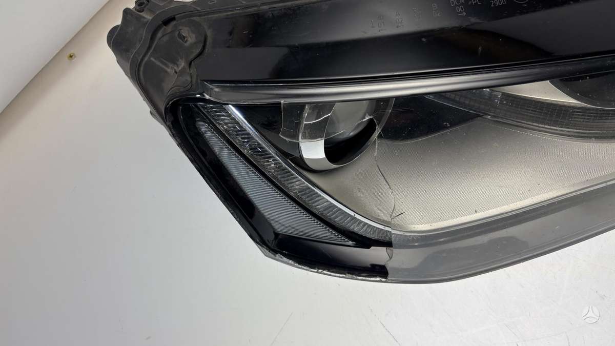 Audi A8 Cen29444