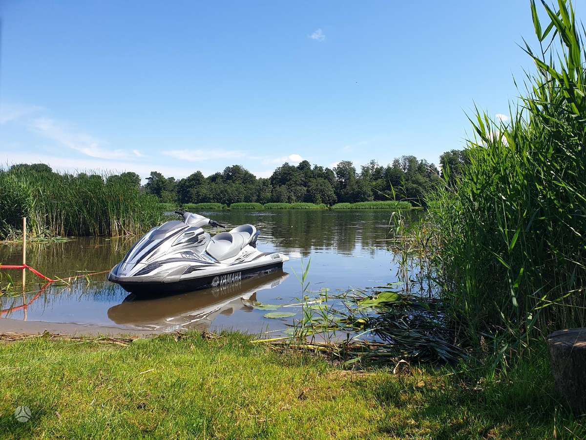 Yamaha FX, jet skis