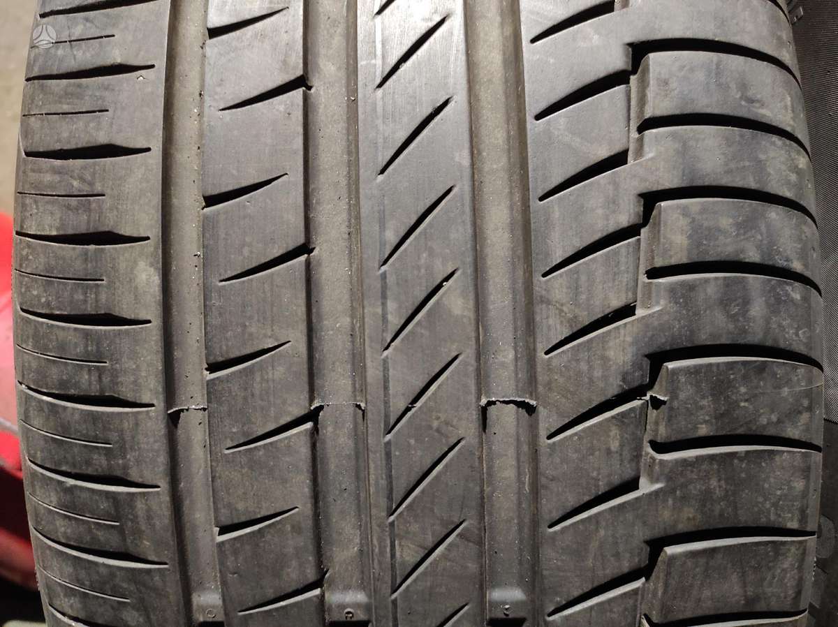 Bridgestone, vasaras 255/45 R20