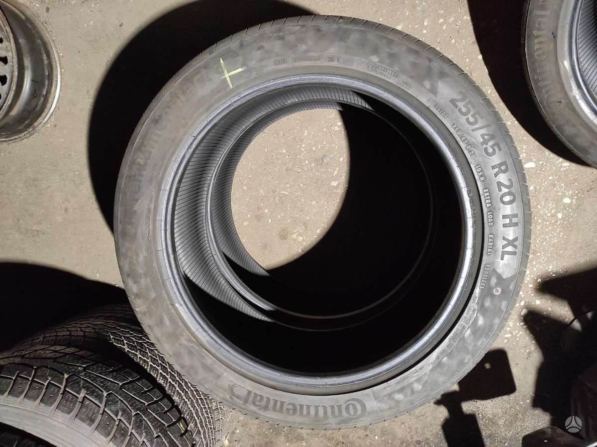 Bridgestone, vasaras 255/45 R20