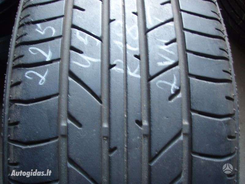 Dunlop, summer 225/45 R18