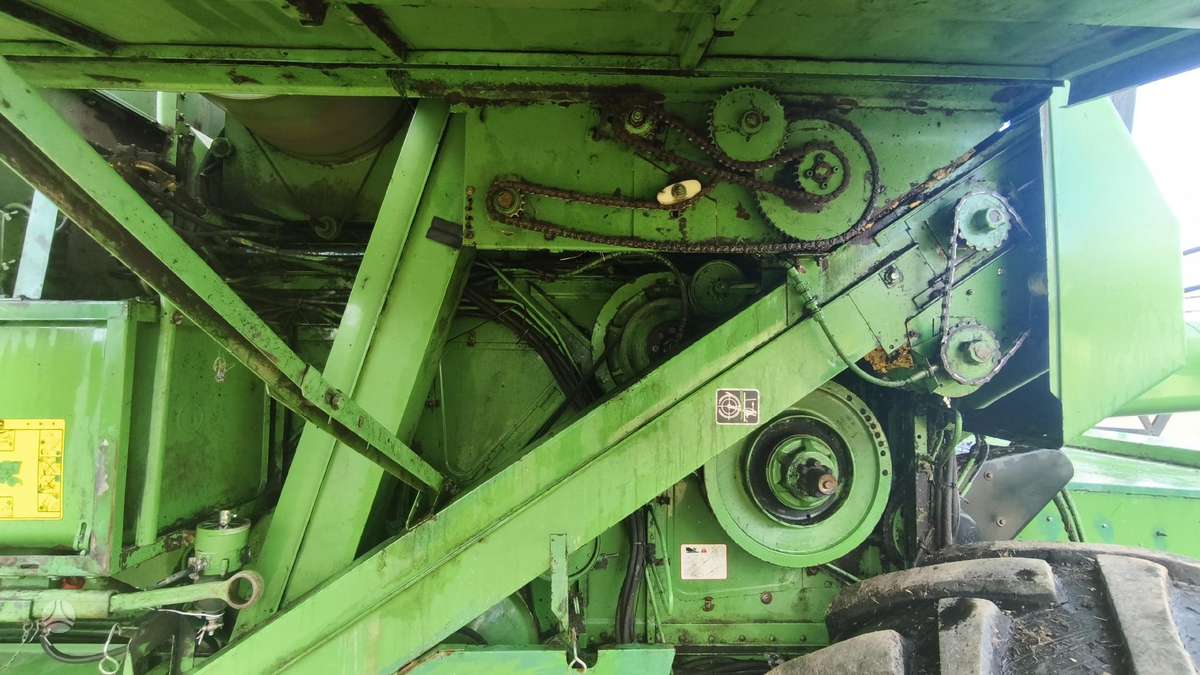 John Deere 1188, kombaini