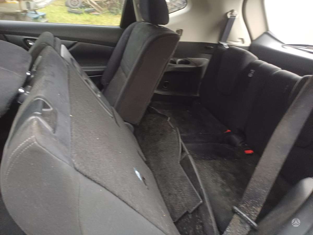 Nissan X-Trail 90000km