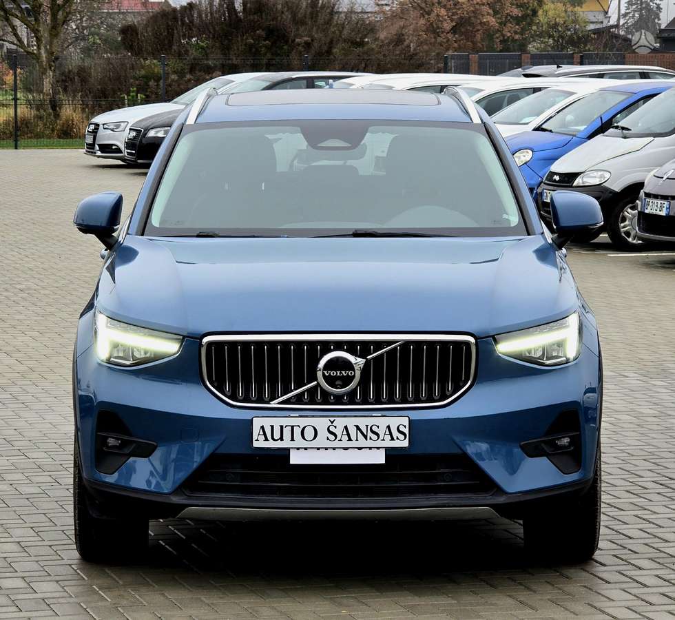 Volvo XC40 - 2