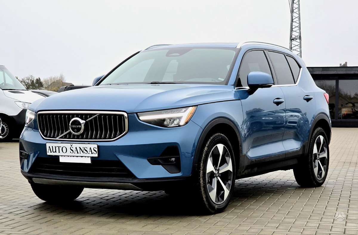 Volvo XC40 - 3