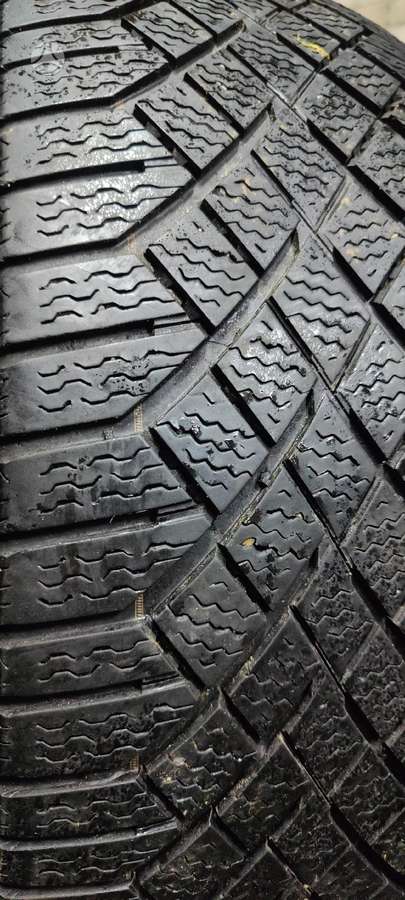 Continental VikingContact 7, winter 235/55 R19