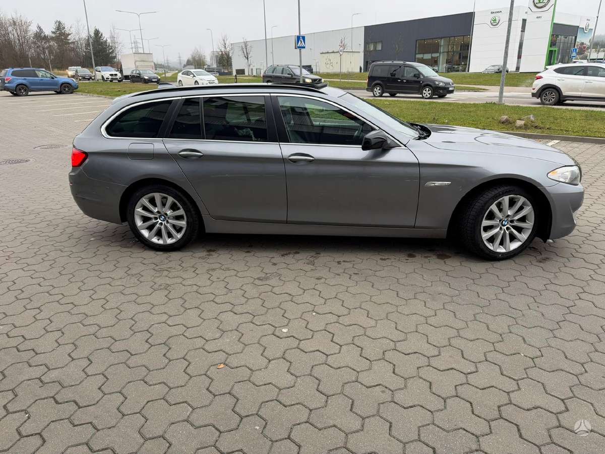 BMW 520, 2.0 l., wagon