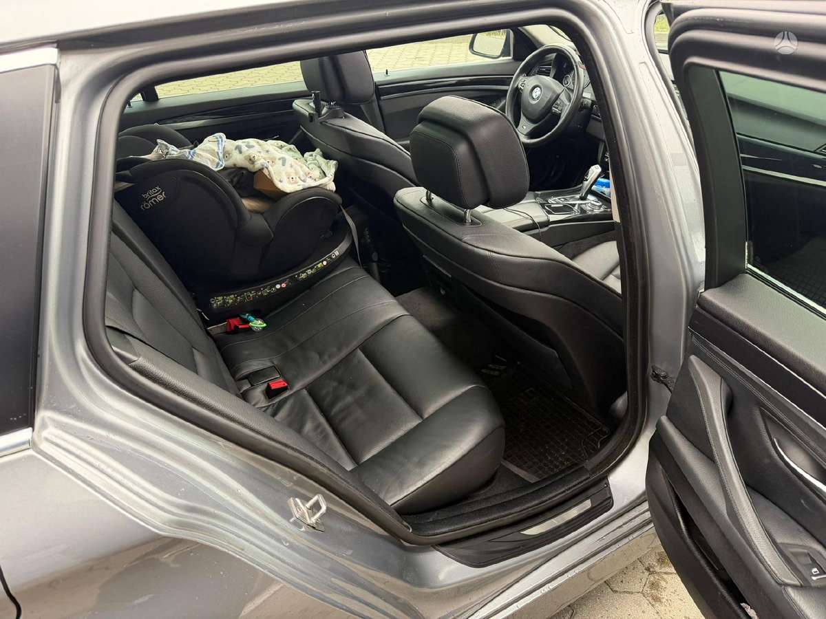 BMW 520, 2.0 l., Универсал