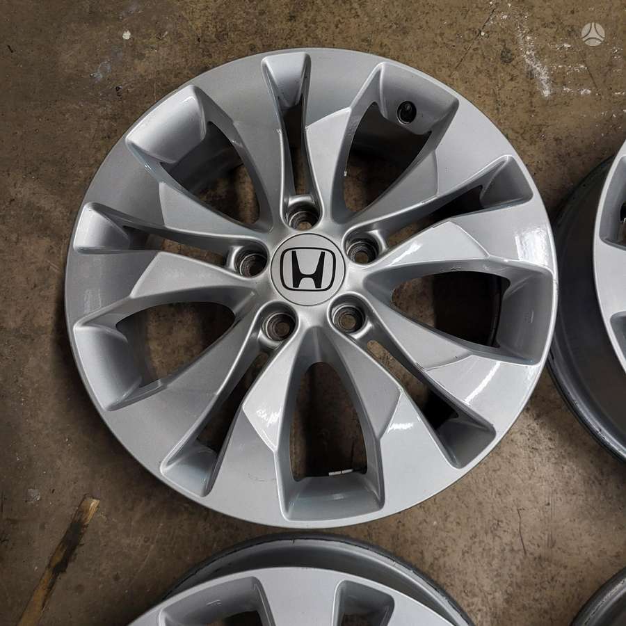 Honda, lengvojo lydinio, R17