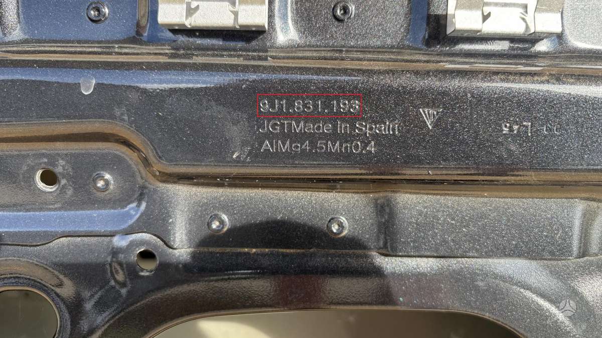 Porsche Taycan, 9J1831193, Cen28579
