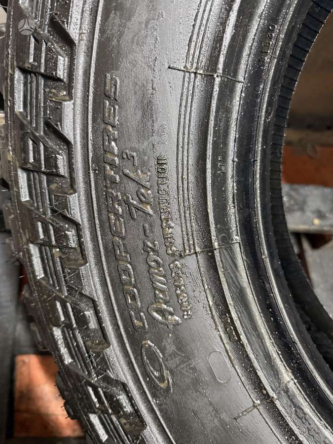 Cooper, universalios 235/80 R17