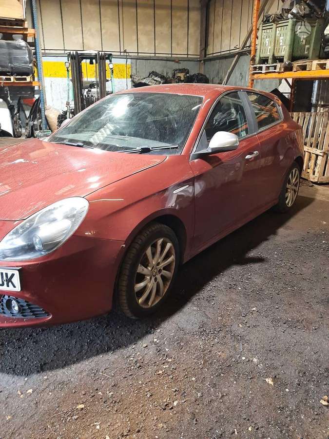 Alfa Romeo Giulietta по частям