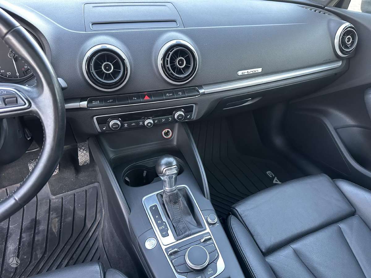 Audi A3, 1.4 l., hatchback