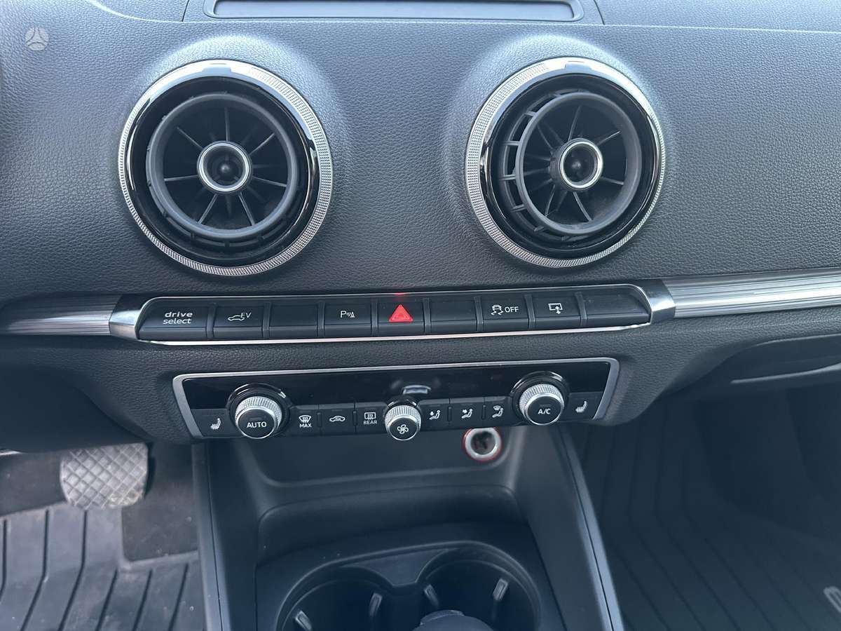 Audi A3, 1.4 l., hatchback