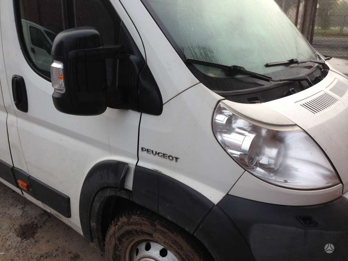 Peugeot BOXER, preču