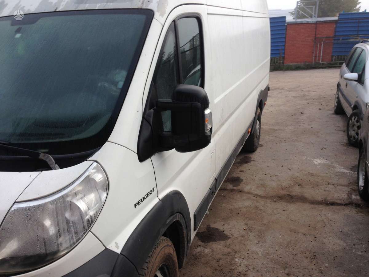 Peugeot BOXER, cargo vans