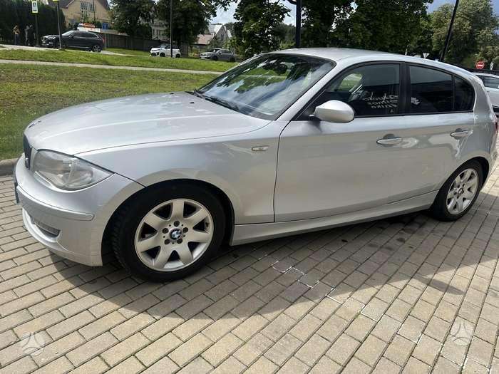 BMW 118, 2.0 l., hatchback
