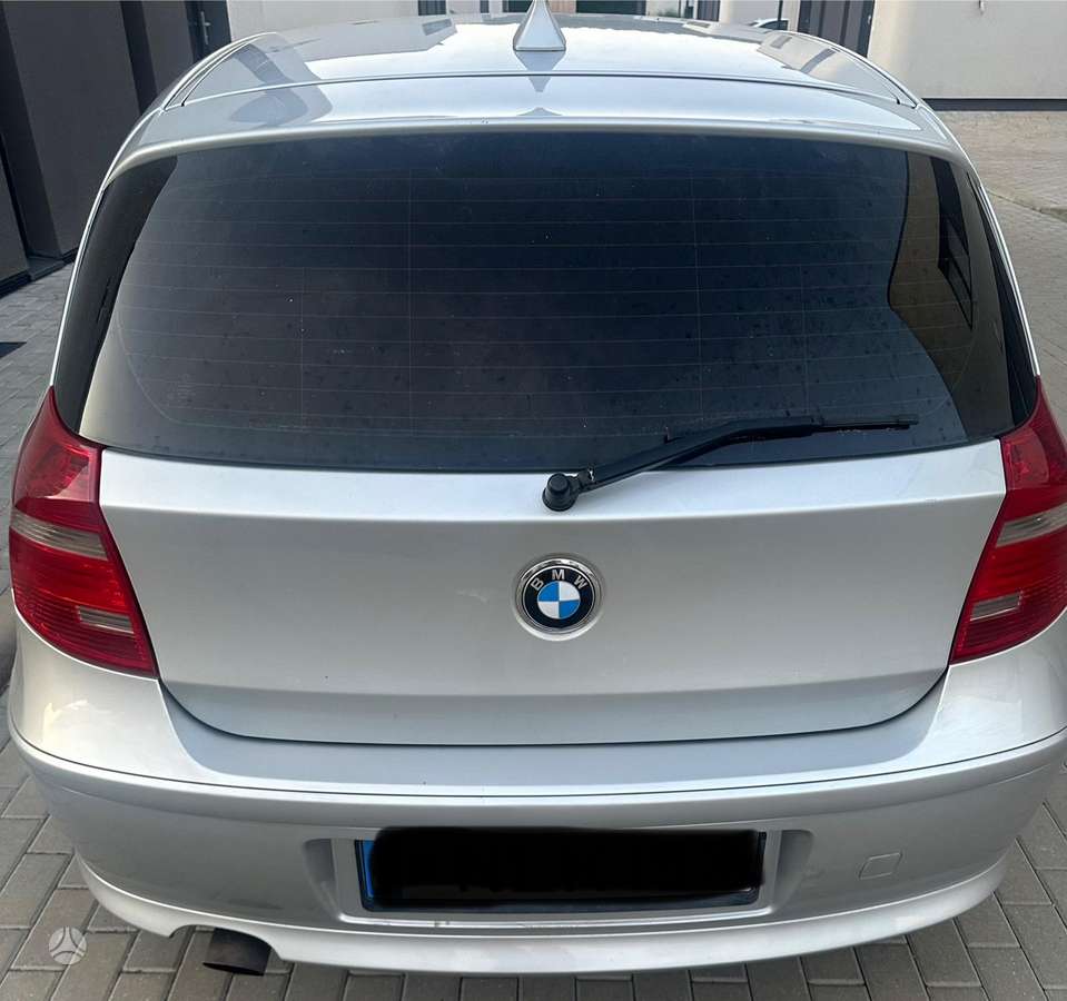BMW 118, 2.0 l., hatchback