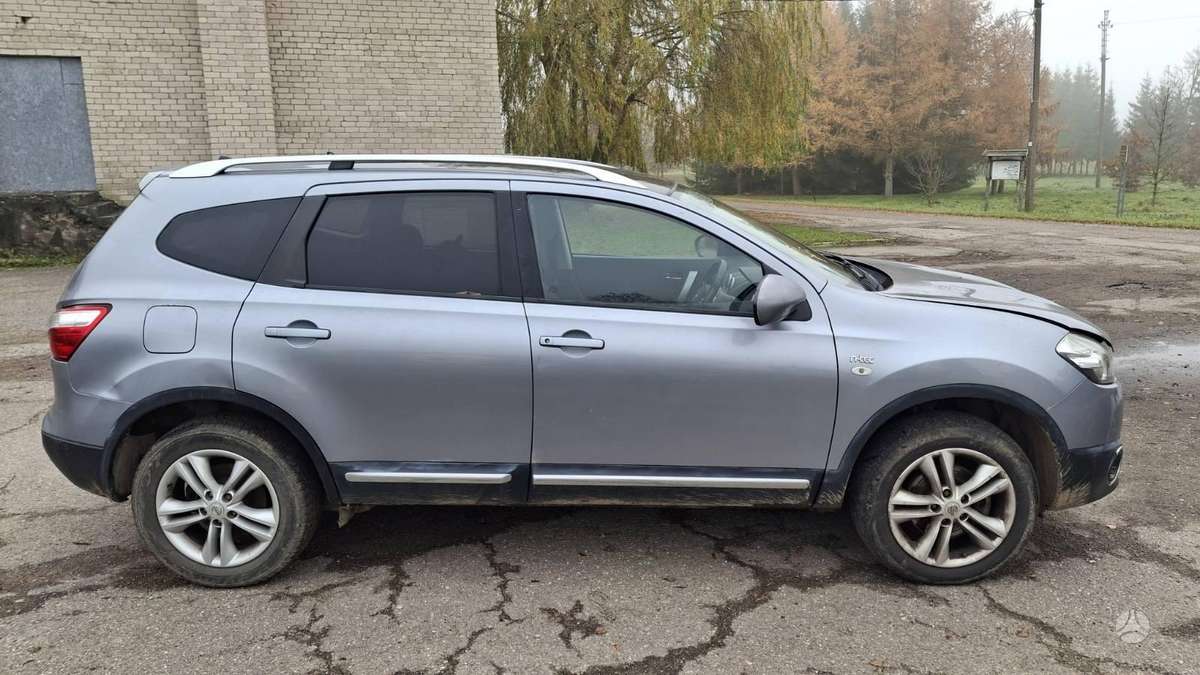 Nissan Qashqai+2 по частям