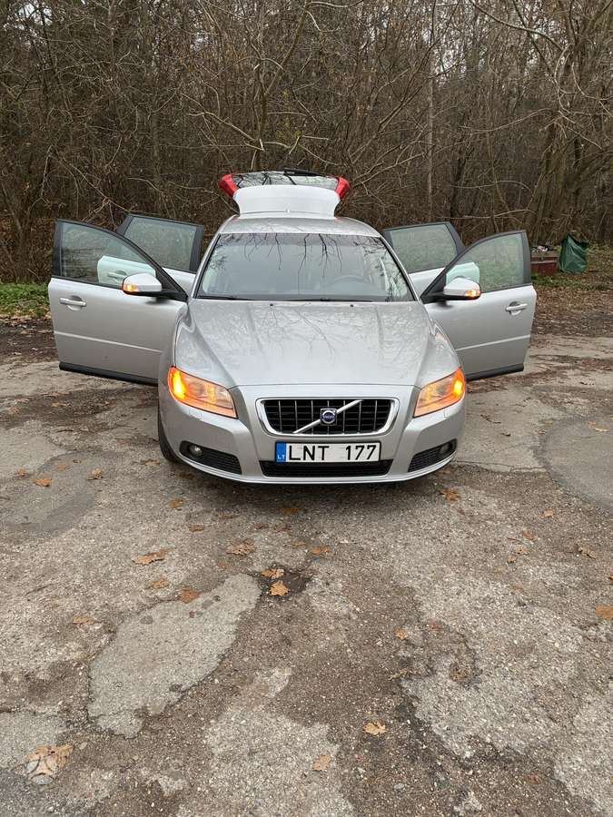 Volvo V70, 2.4 l., Универсал