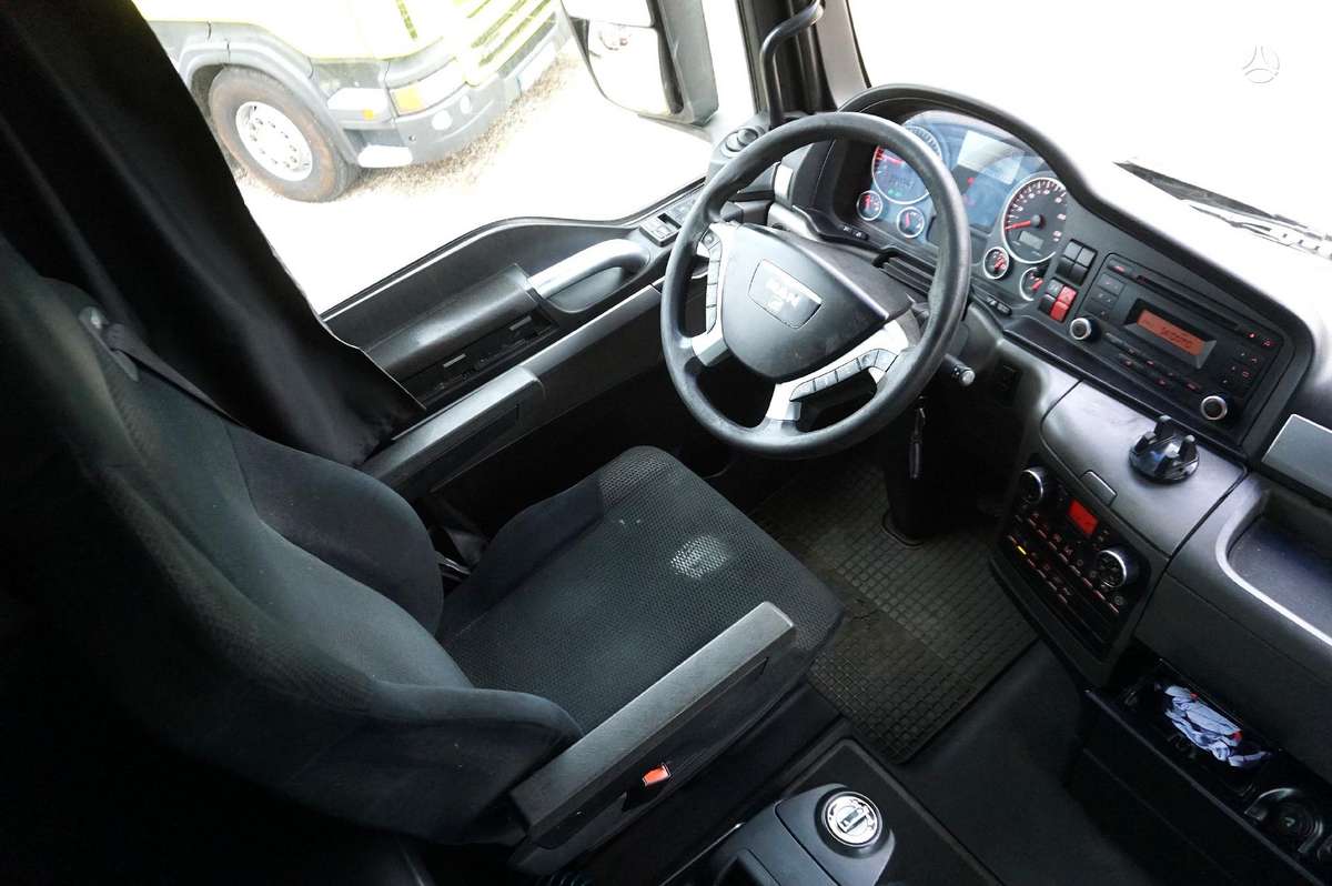 MAN TGX 18.480 E4 A/T RETARDER, double sleeper