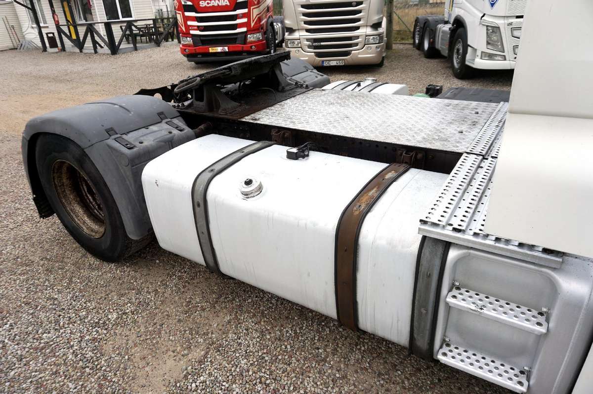 MAN TGX 18.480 E4 A/T RETARDER, double sleeper