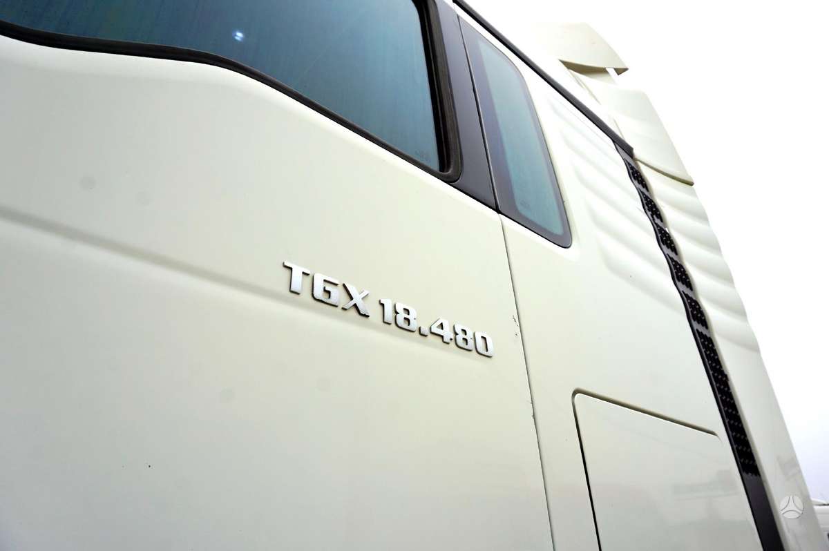 MAN TGX 18.480 E4 A/T RETARDER, double sleeper
