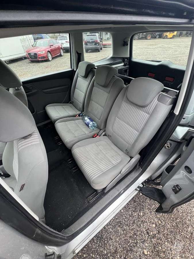 Seat Alhambra, 2.0 l., Минивэн