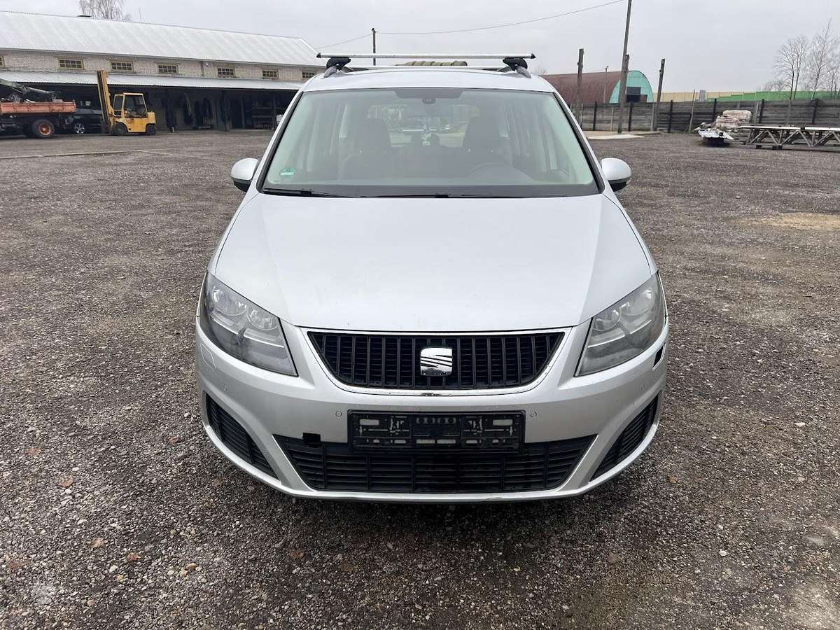 Seat Alhambra, 2.0 l., Минивэн