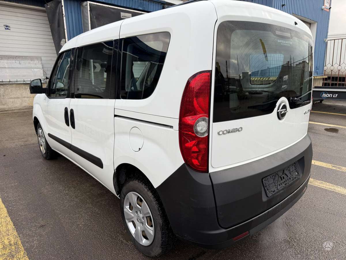Opel Combo, 1.3 l., mpv / minivan