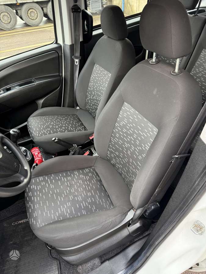 Opel Combo, 1.3 l., mpv / minivan