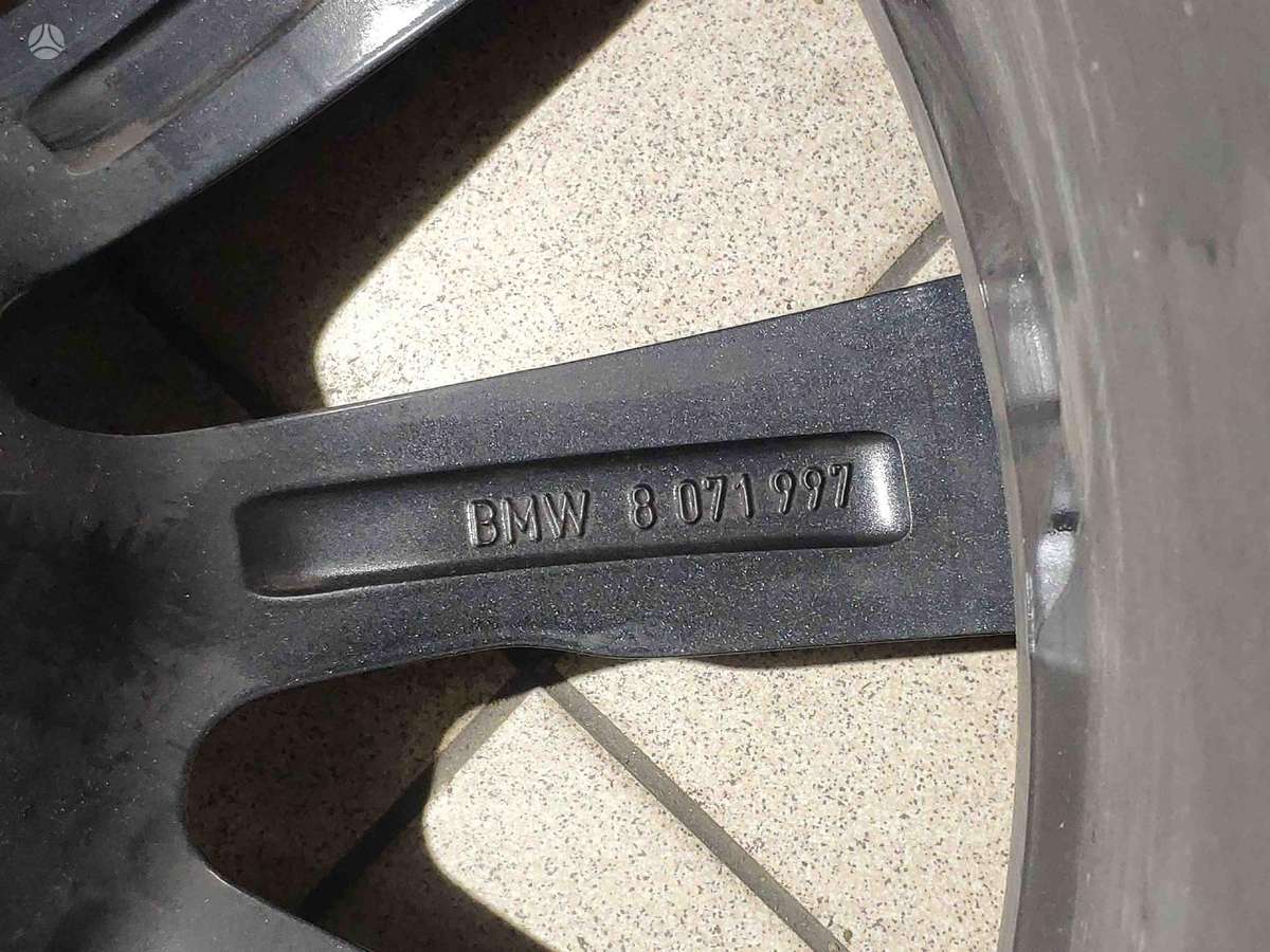 BMW G05 ///M-Performance, lengvojo lydinio, R20