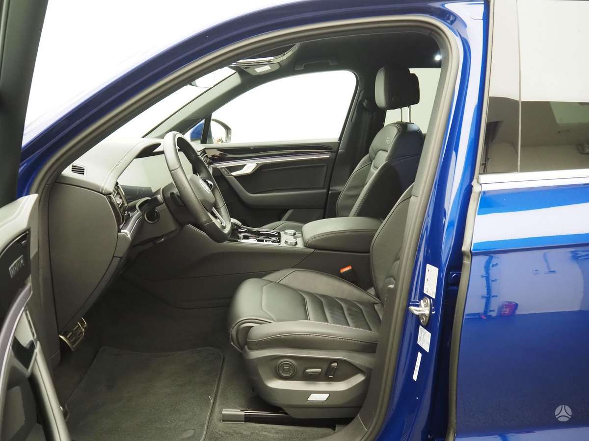 Volkswagen Touareg - 8
