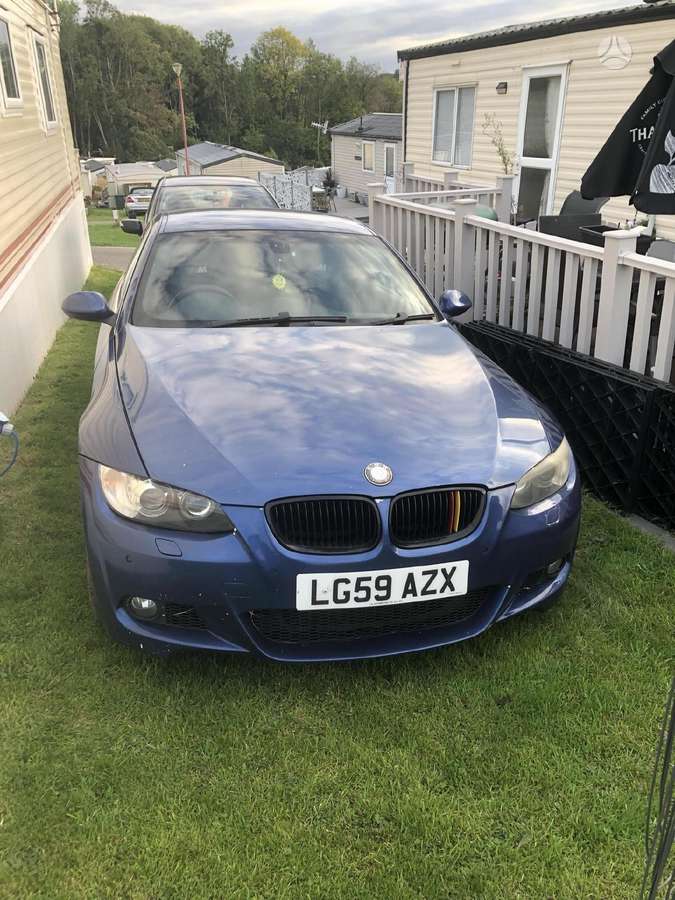 BMW 330