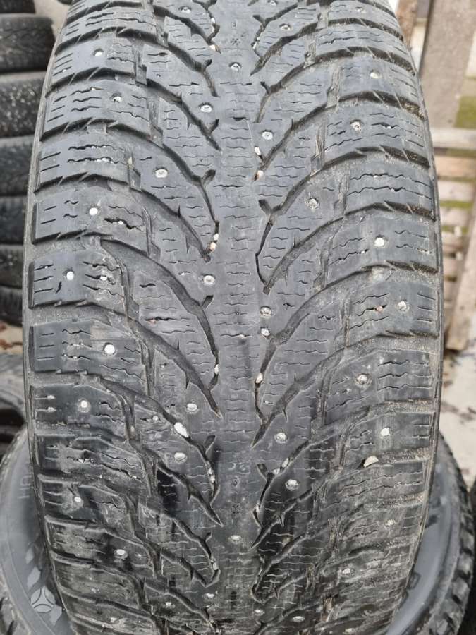 Nokian, winter 275/55 R20
