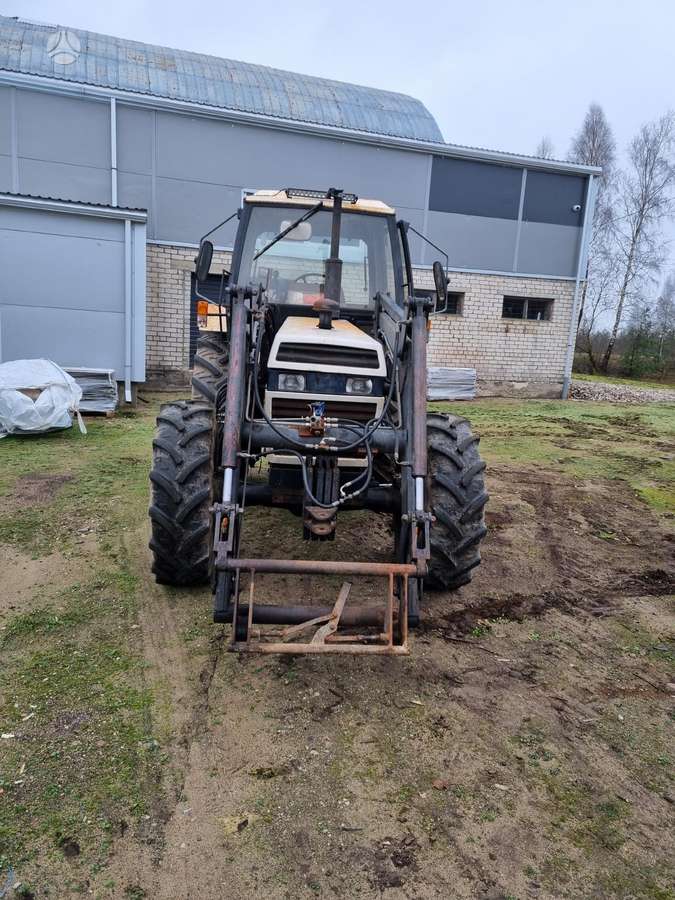 Case-IH 1494, tractors
