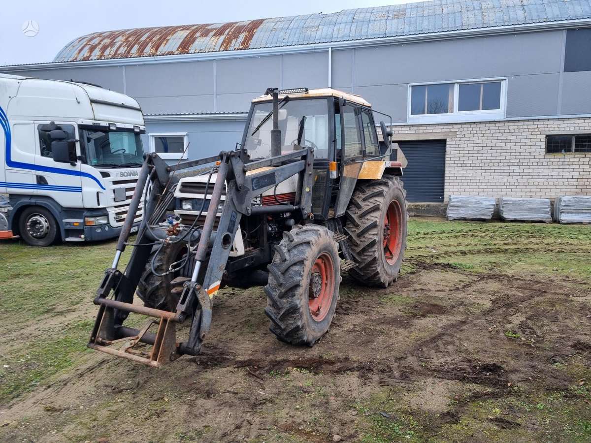 Case-IH 1494, tractors