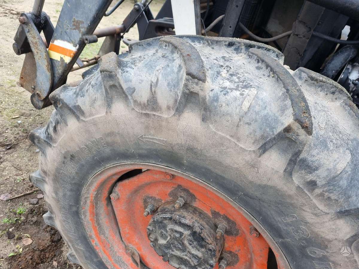 Case-IH 1494, tractors