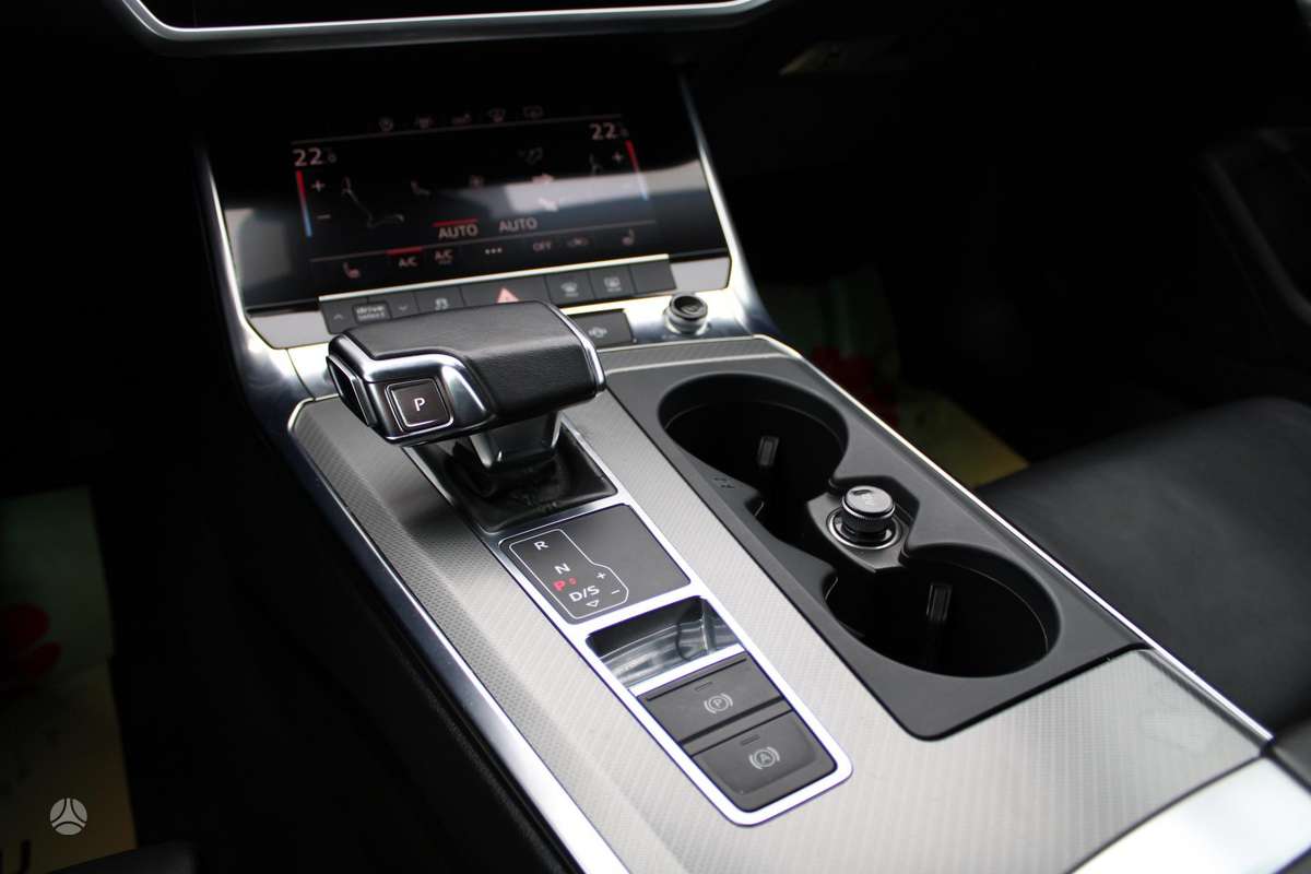 Audi A6, 2.0 l., Универсал