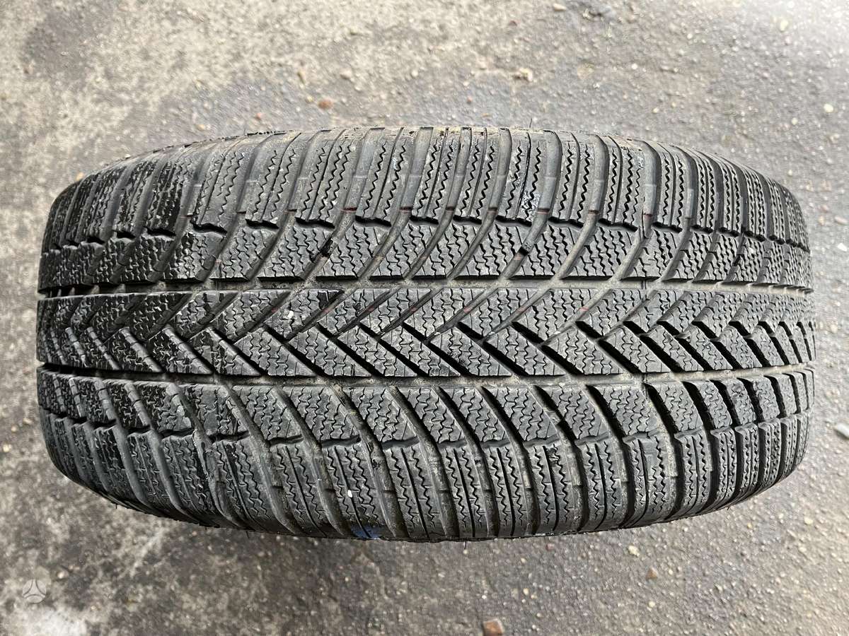 Bridgestone LM005, зимние 235/55 R19