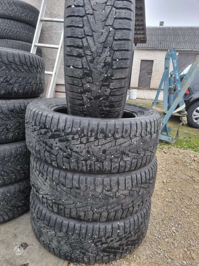Nokian, winter 275/60 R20