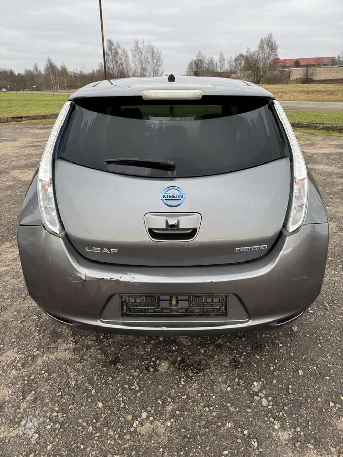 Nissan Leaf, Хэтчбек