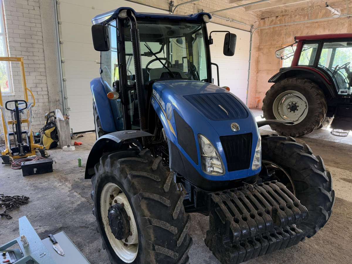 MTZ 820, tractors