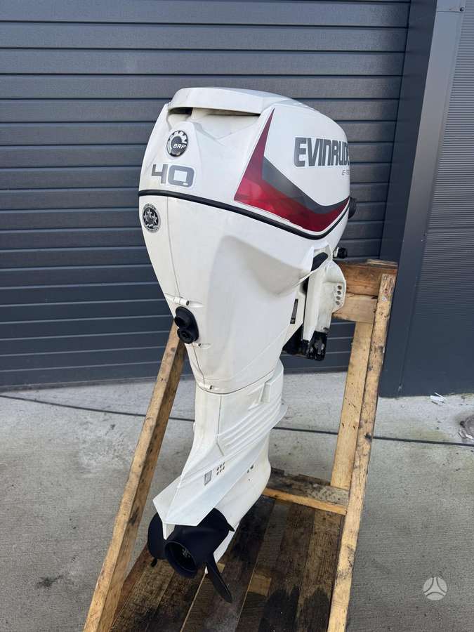Evinrude E-tec 40 E-tec 40, divtaktu piekaramais
