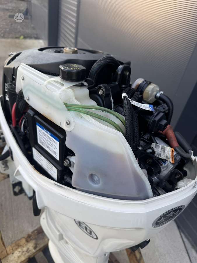 Evinrude E-tec 40 E-tec 40, two stroke outdoor motors