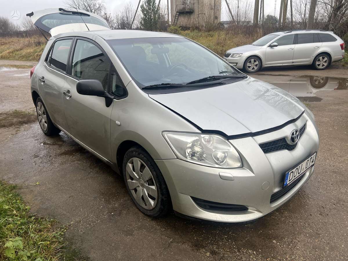 Toyota Auris rezerves daļās